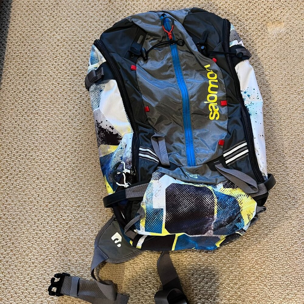 Salomon Quest 23 Backpack